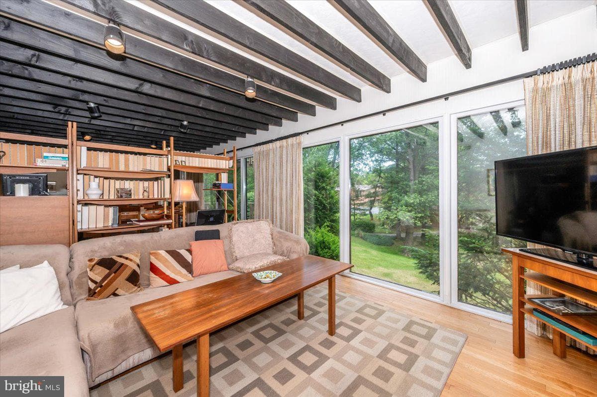 19611 Longmeadow Road photo 62