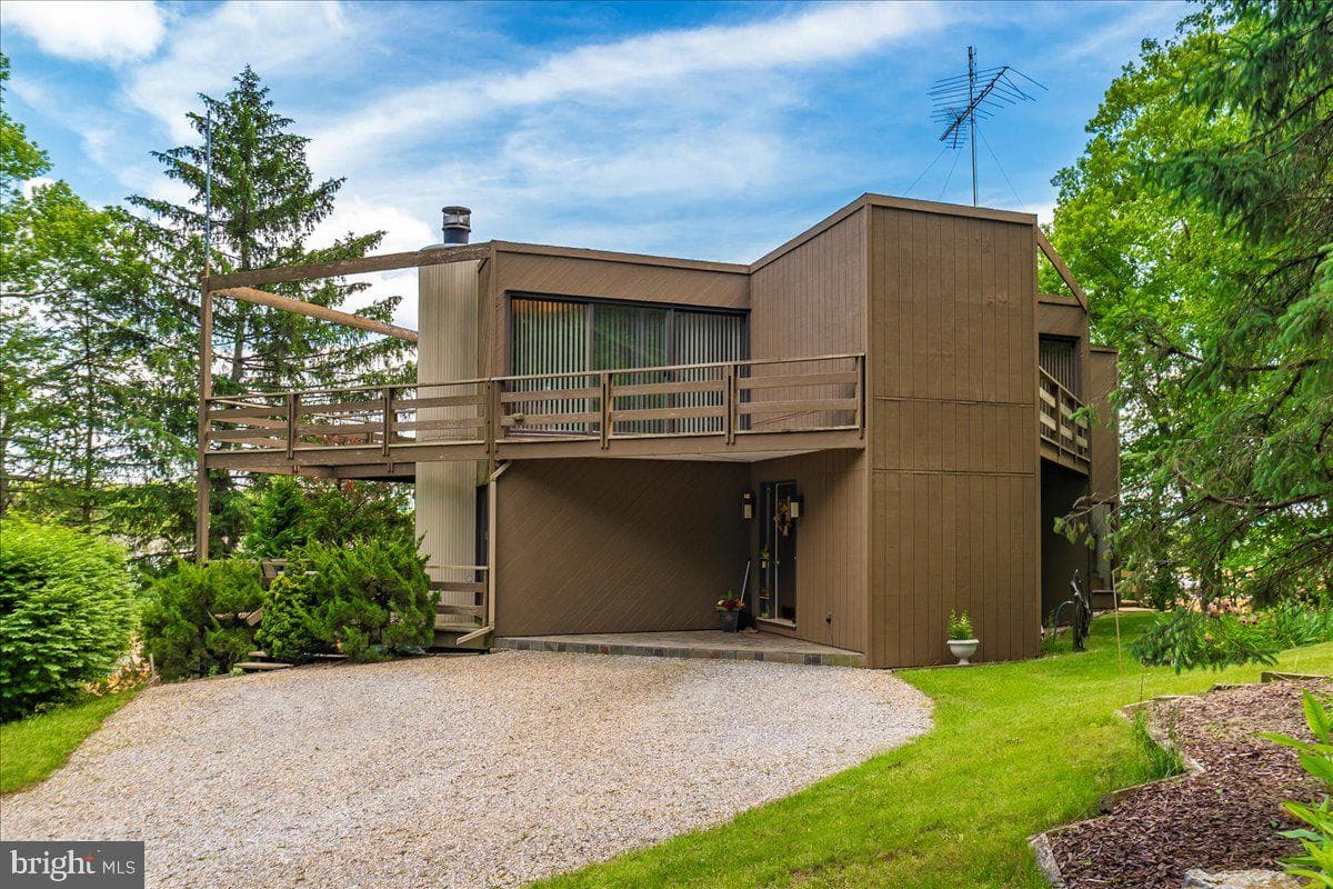 19611 Longmeadow Road photo 7