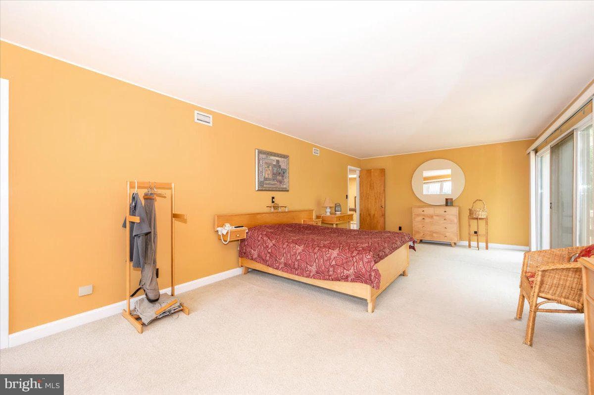 19611 Longmeadow Road photo 74