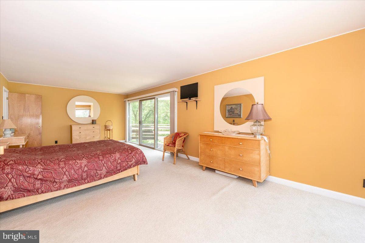 19611 Longmeadow Road photo 75