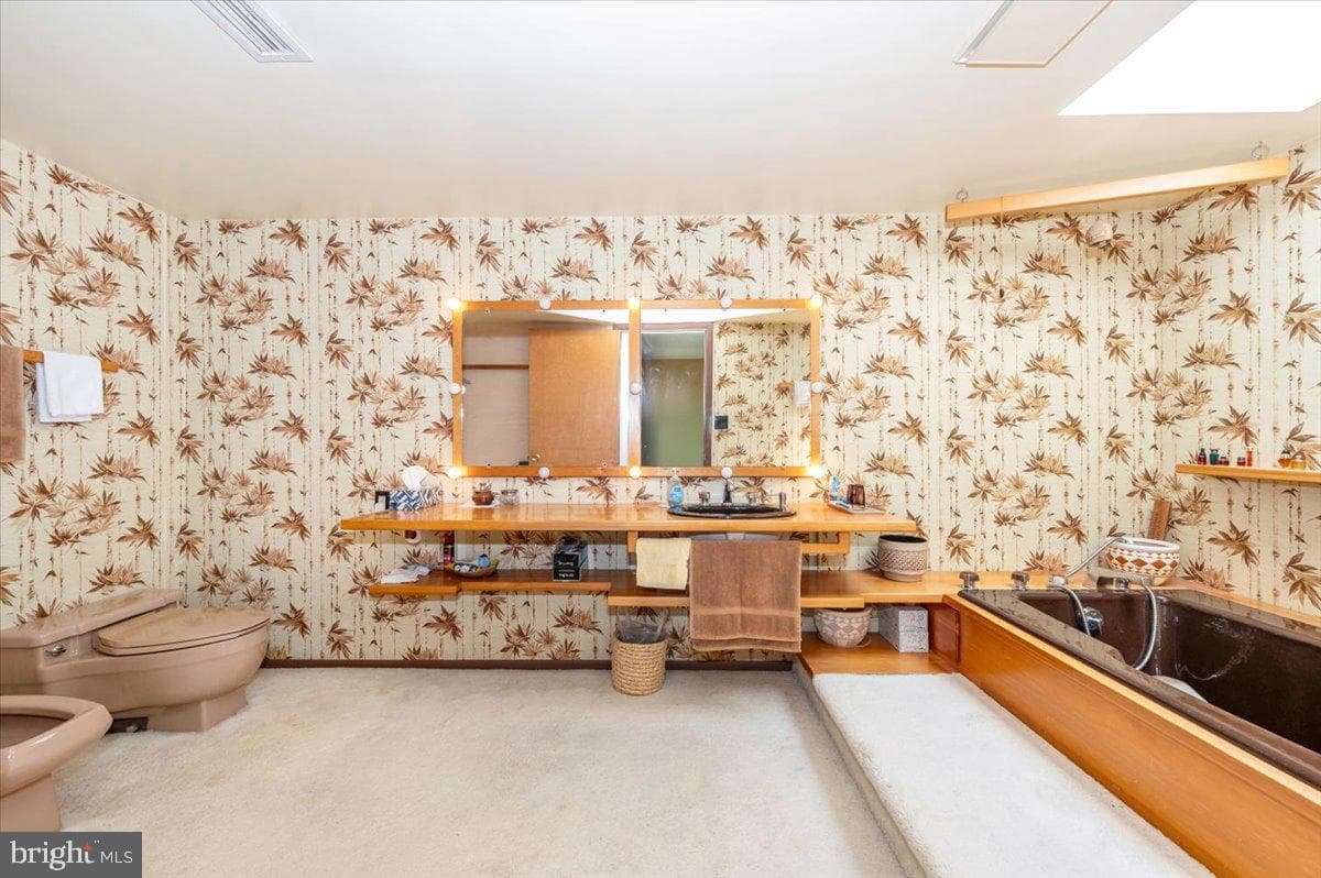 19611 Longmeadow Road photo 78