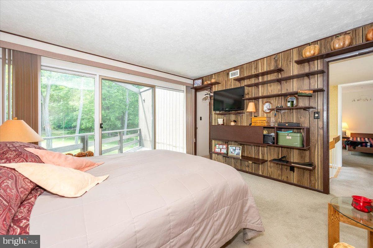 19611 Longmeadow Road photo 86