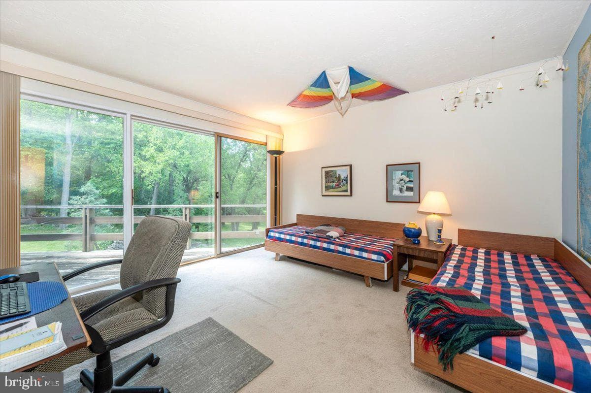 19611 Longmeadow Road photo 92