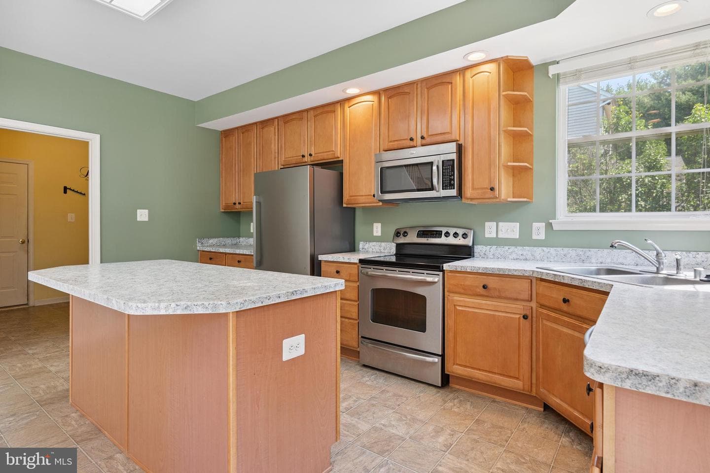 212 Chieftan Lane photo 37