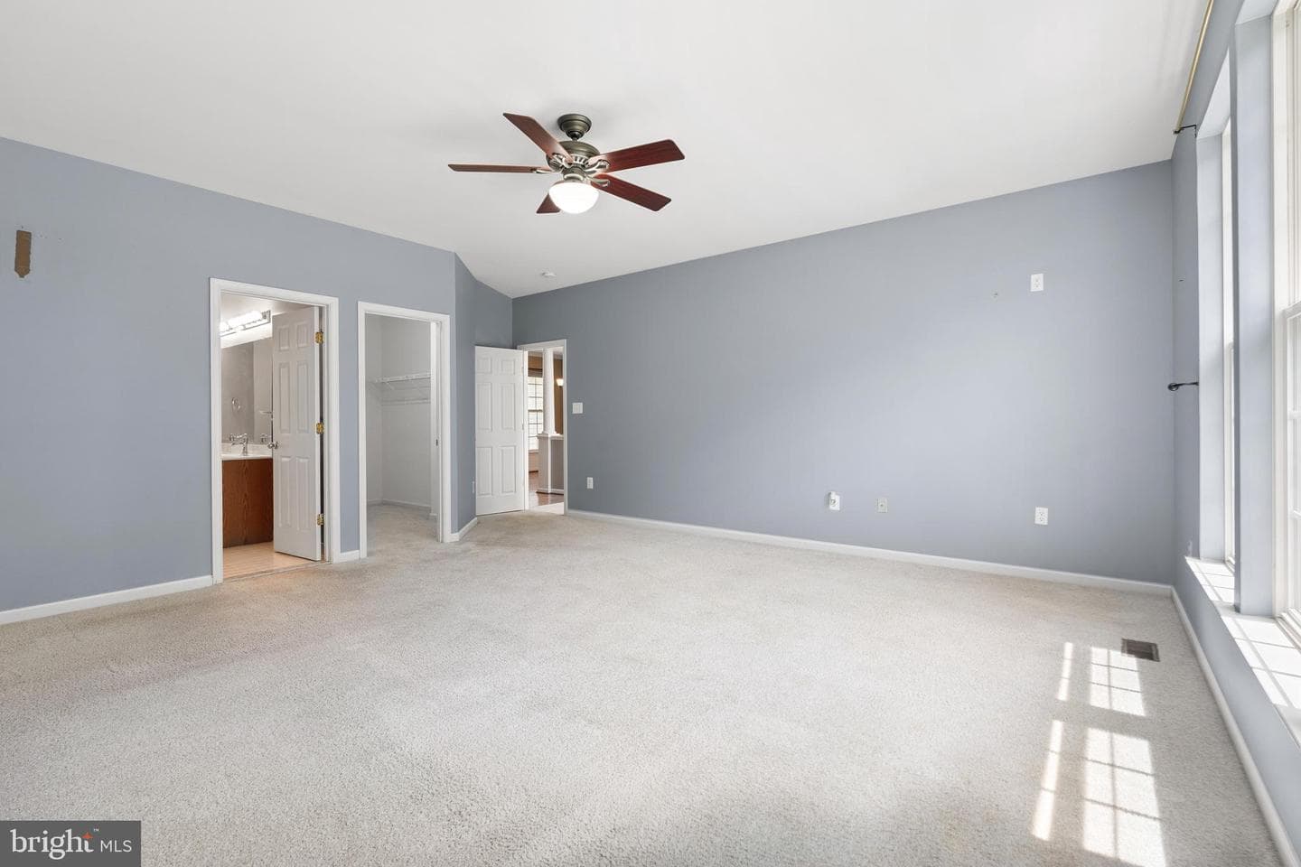 212 Chieftan Lane photo 45