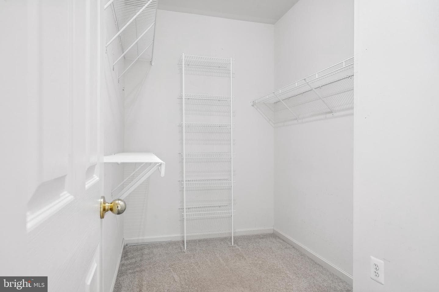 212 Chieftan Lane photo 47