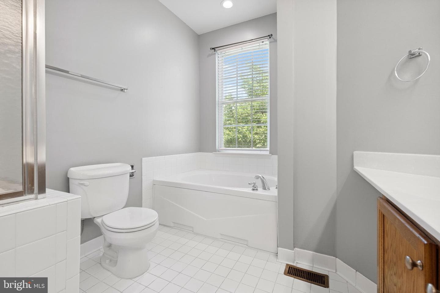 212 Chieftan Lane photo 49