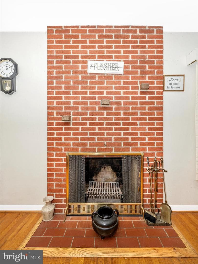17724 Timberlane photo 7