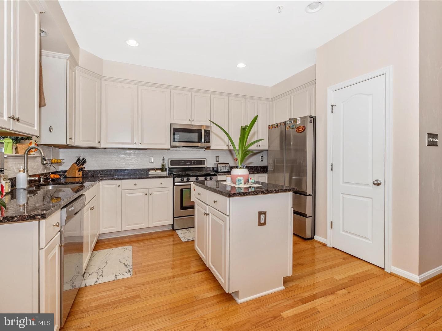 12954 Yellow Jacket Road photo 16