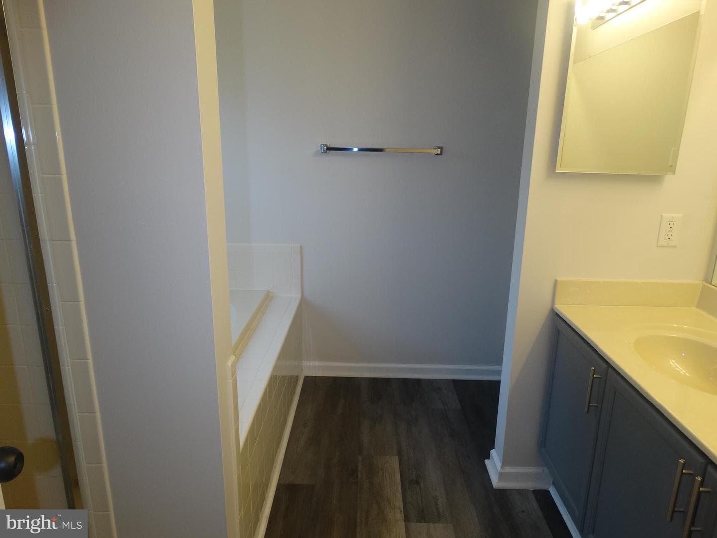 112 Colton Court photo 33