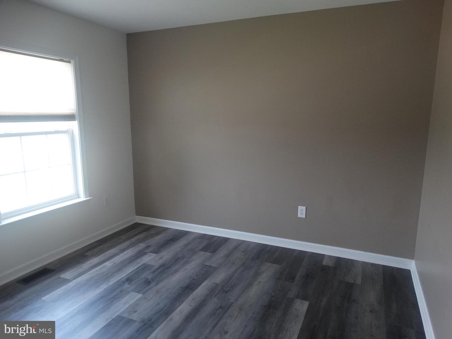 112 Colton Court photo 36