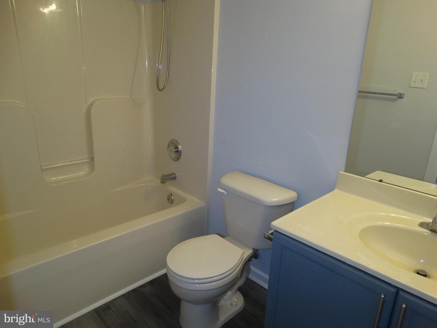112 Colton Court photo 40