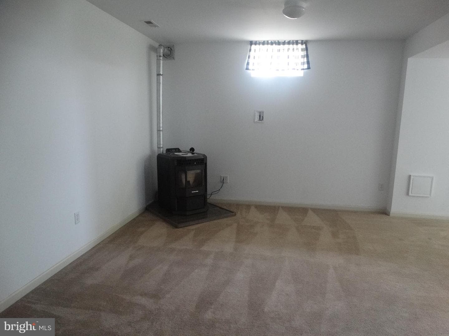 112 Colton Court photo 44