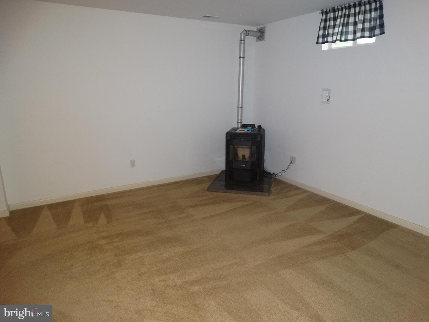 112 Colton Court photo 45
