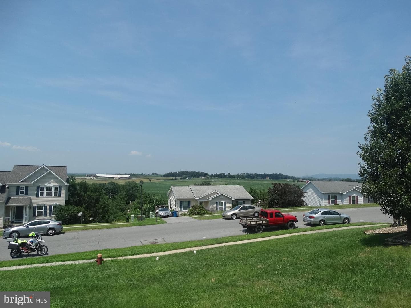 112 Colton Court photo 8