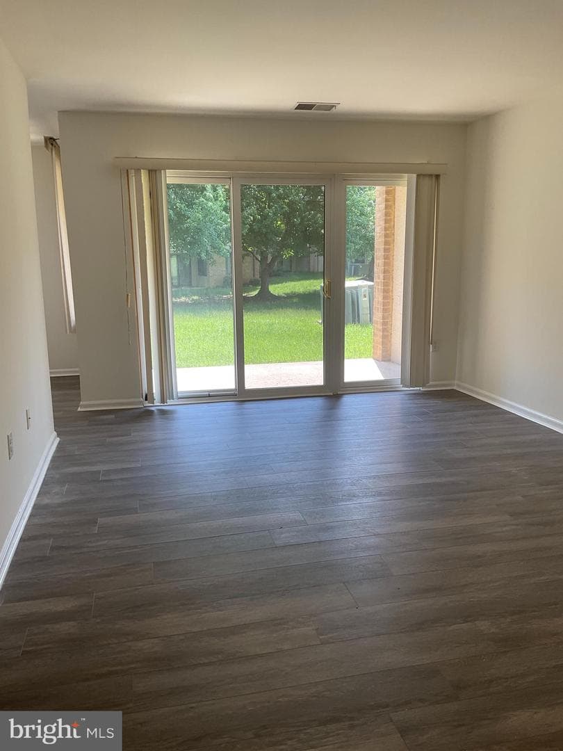 1002 Brinker Drive #101 photo 2
