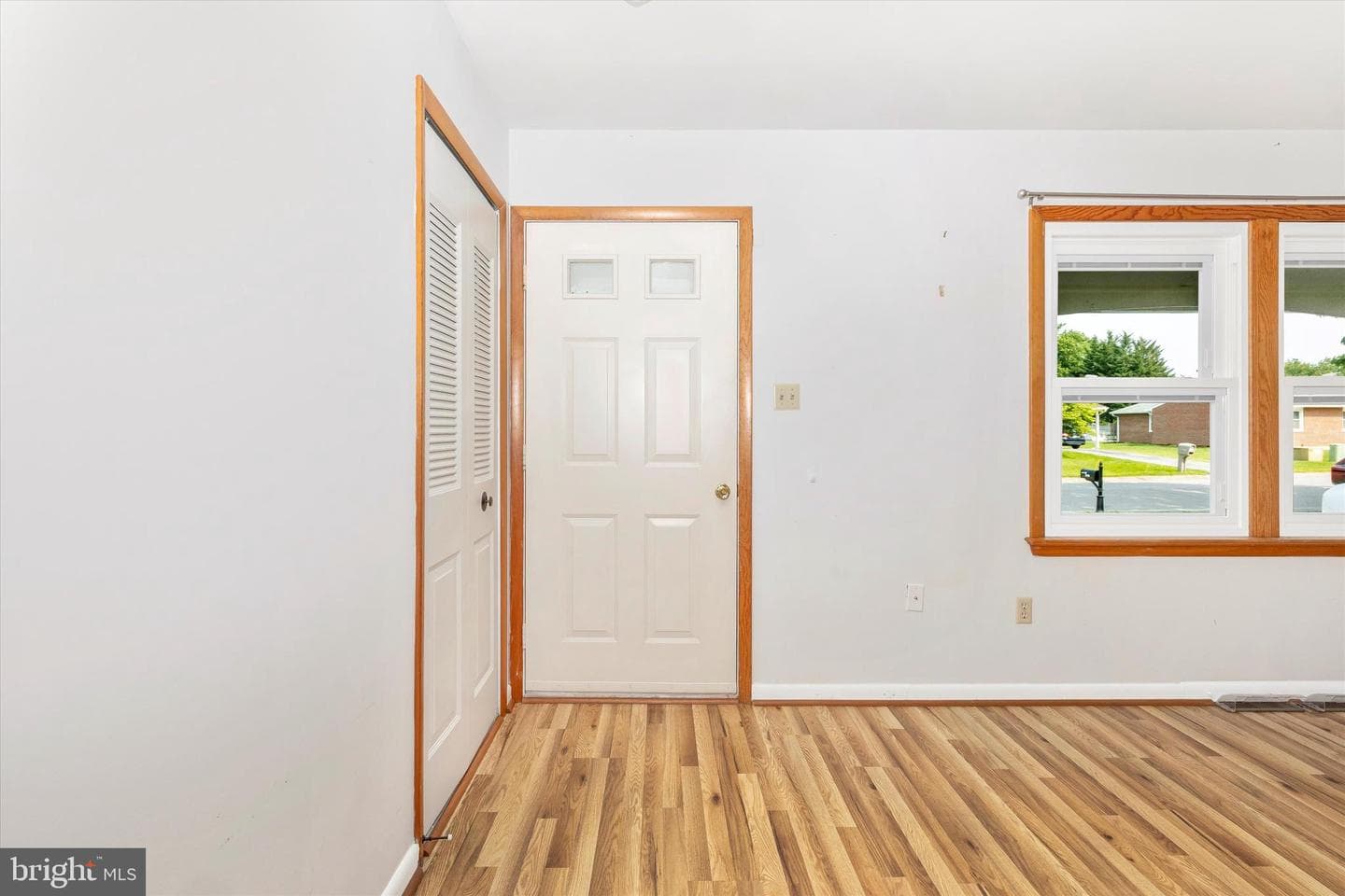 10801 Oak Valley Drive photo 4