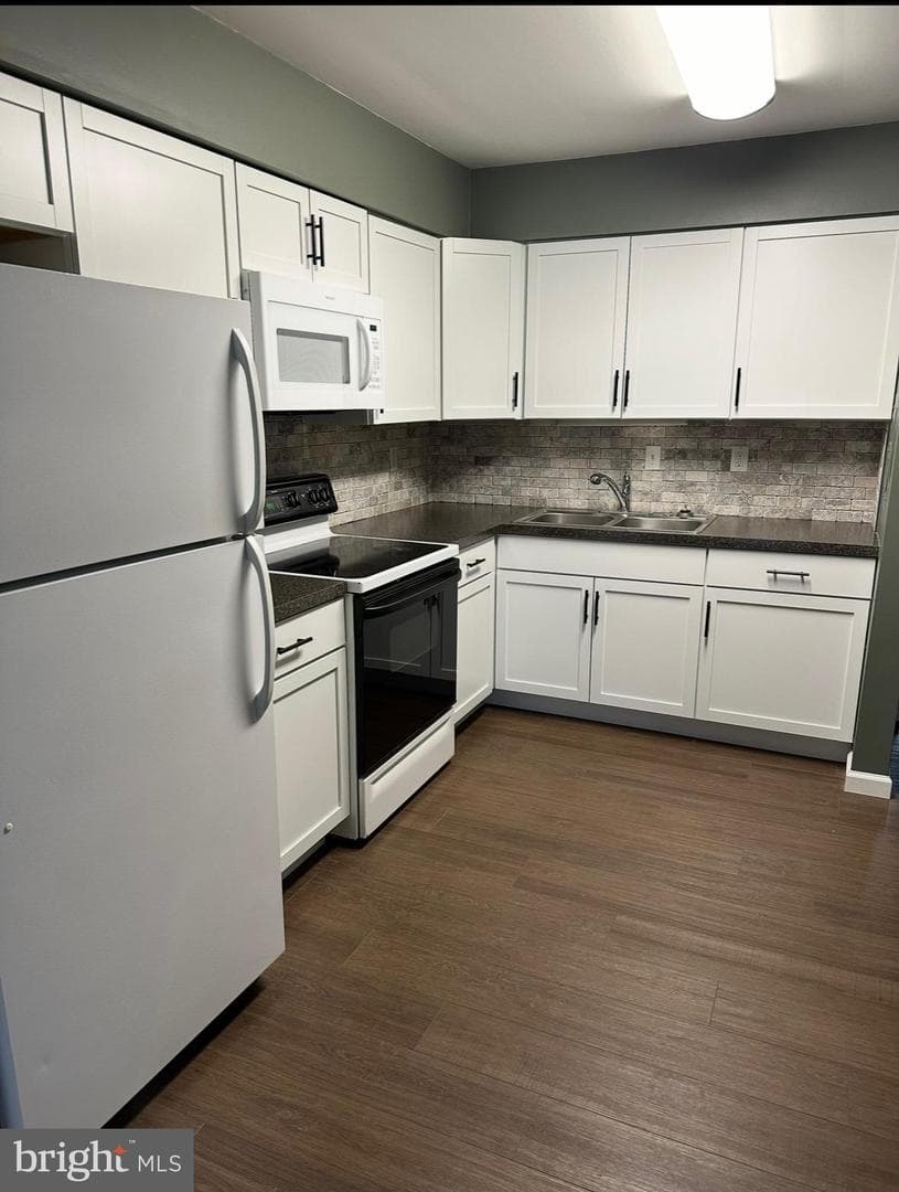 1004 Brinker Drive photo 2