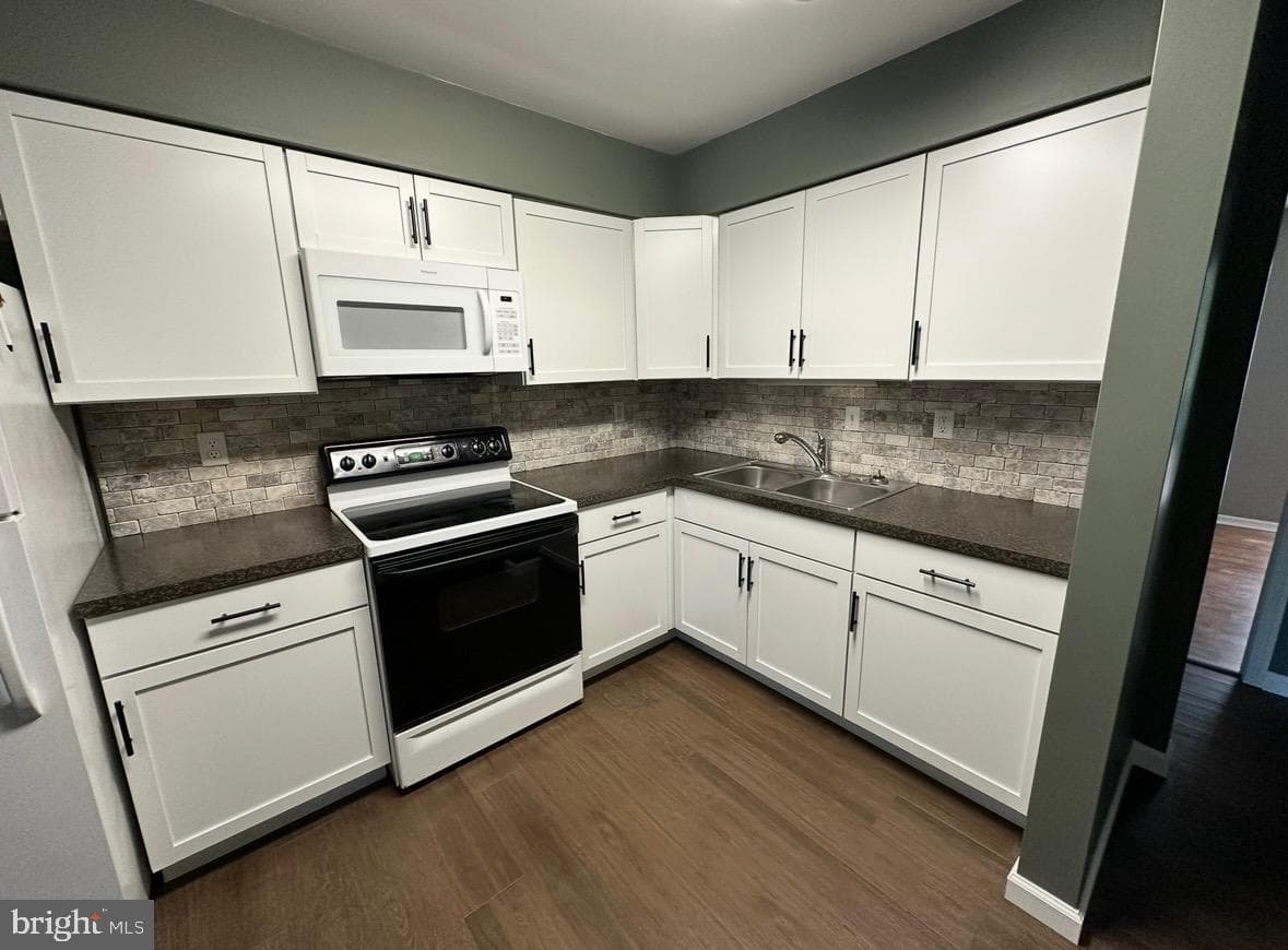 1004 Brinker Drive photo 3
