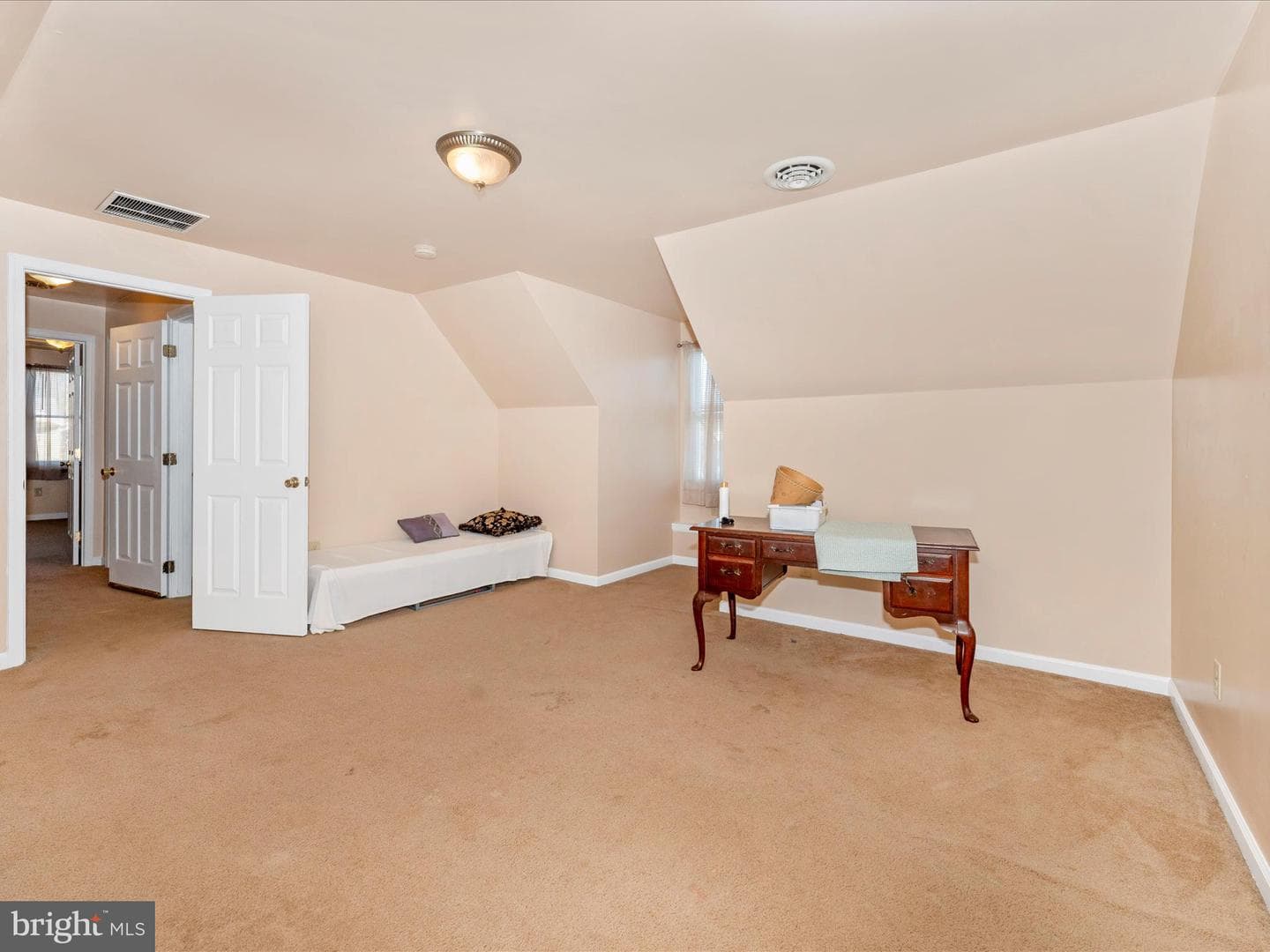 13902 Weaver Avenue photo 31
