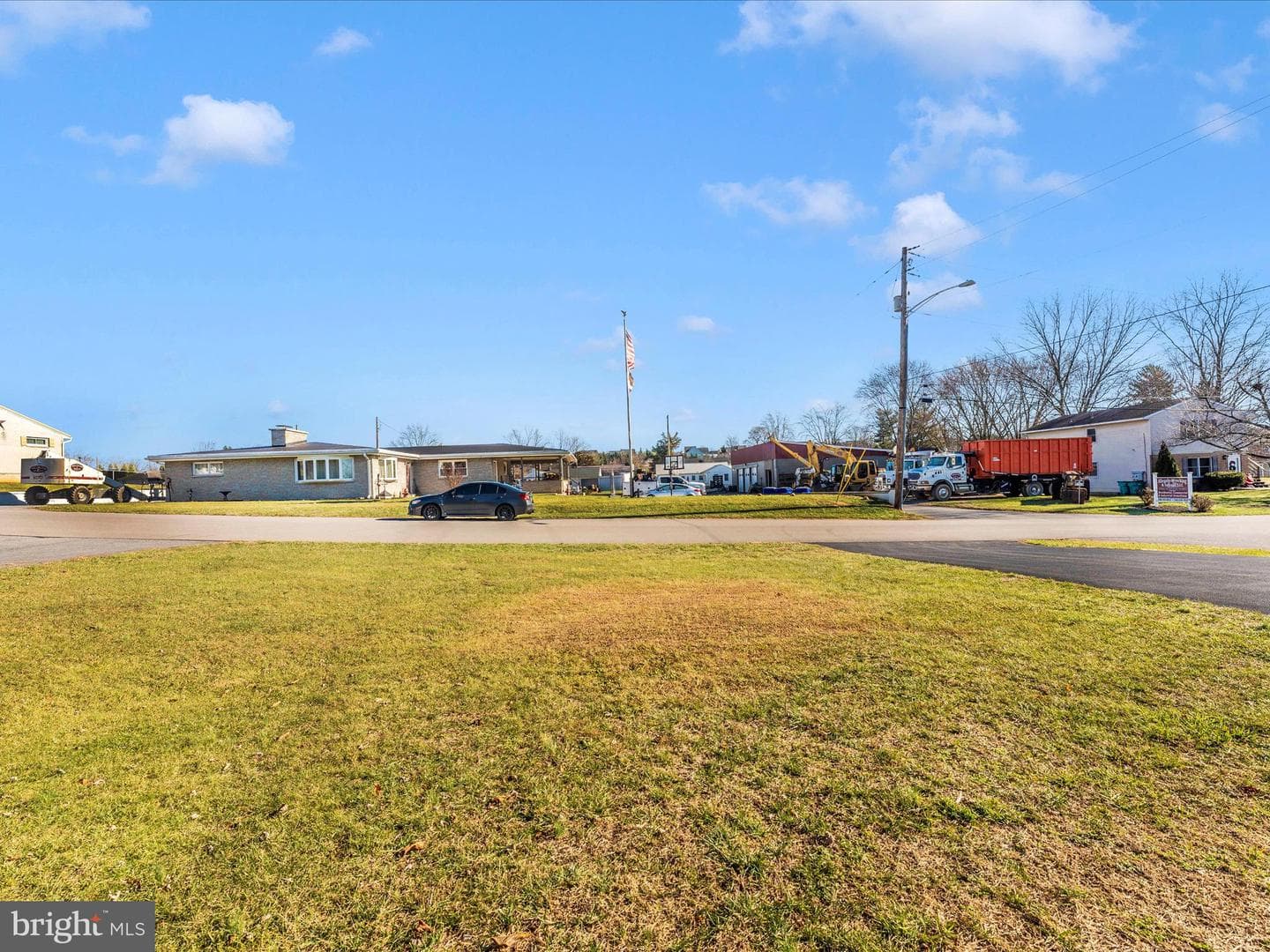 13902 Weaver Avenue photo 39