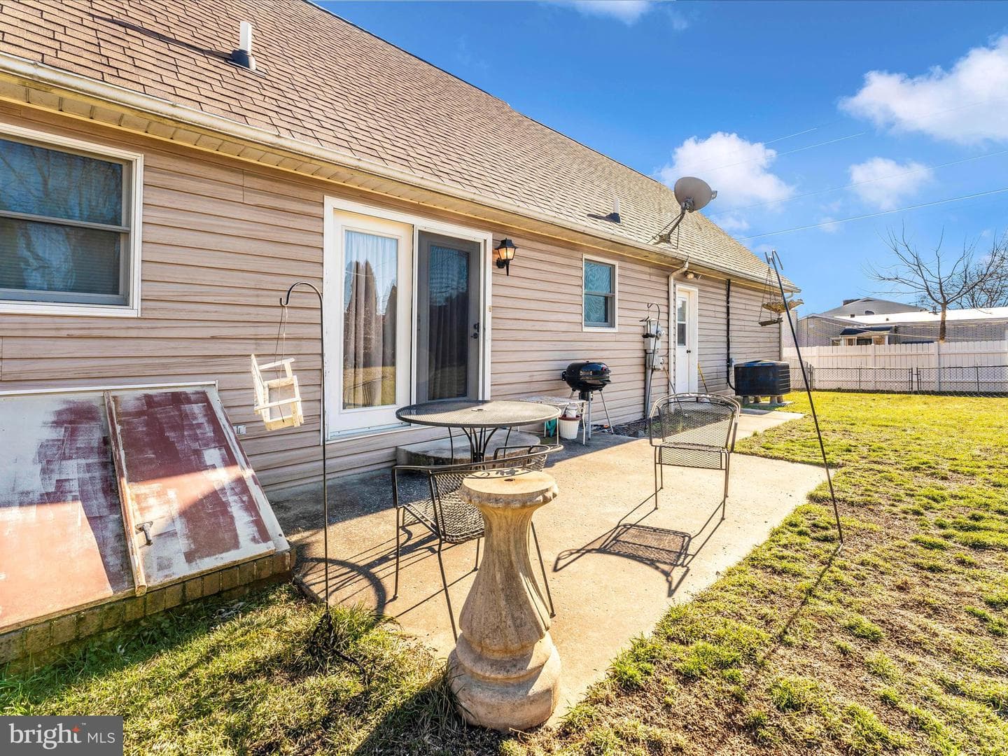 13902 Weaver Avenue photo 45