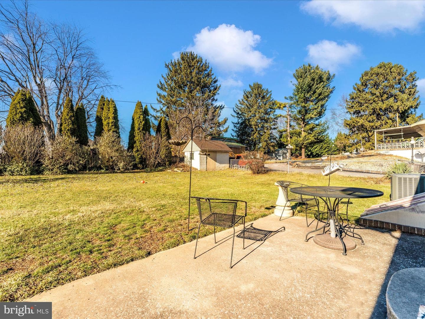 13902 Weaver Avenue photo 47