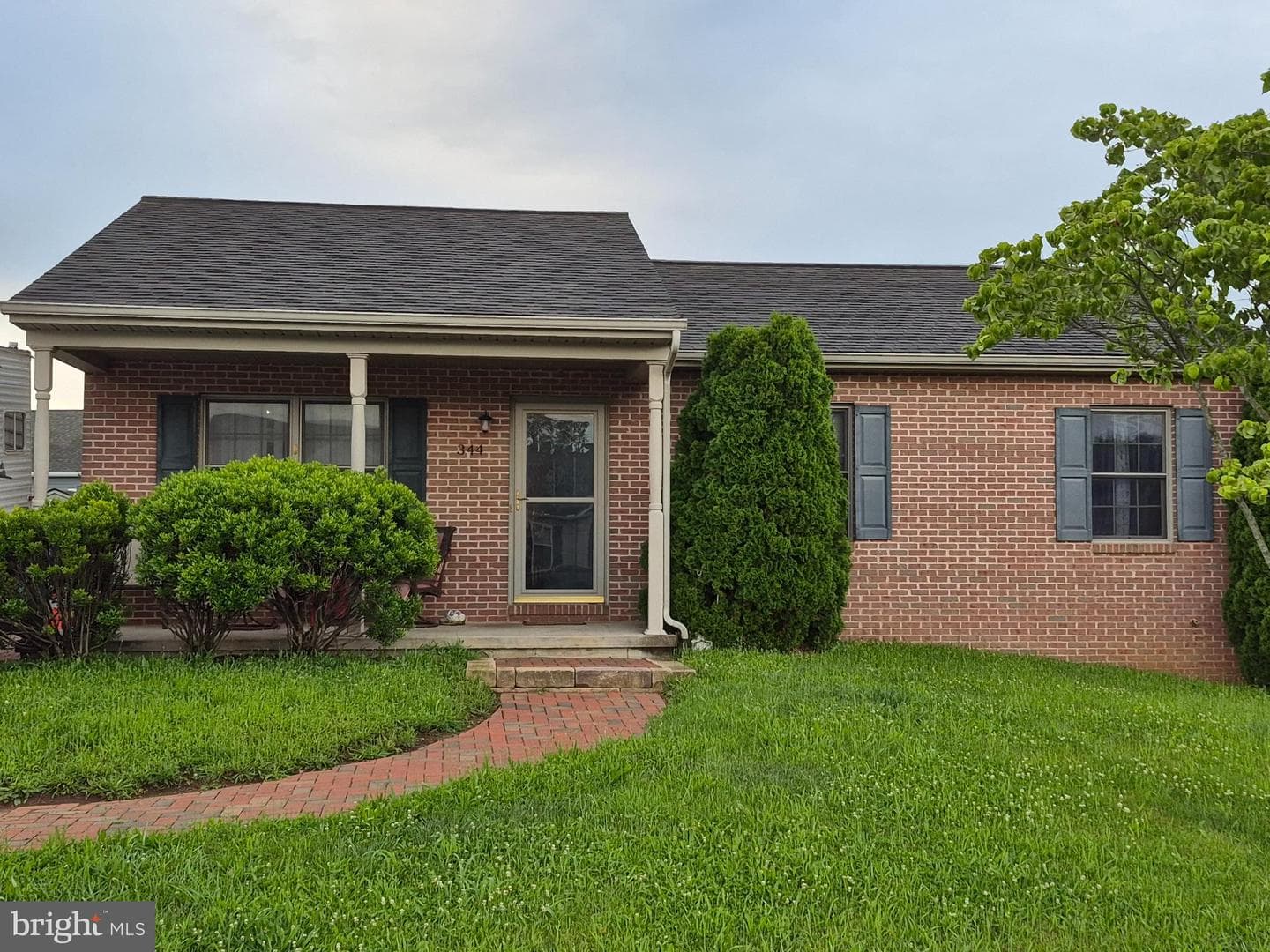 344 Dayspring Lane photo 2