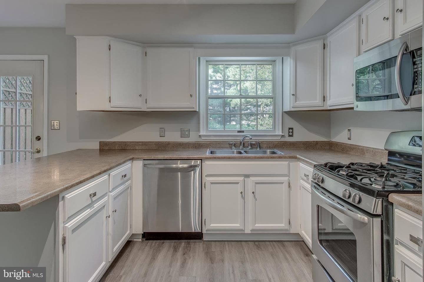 1026 Lindsay Lane photo 21