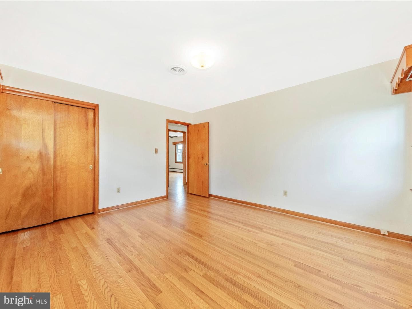 1424 W Church Street photo 19