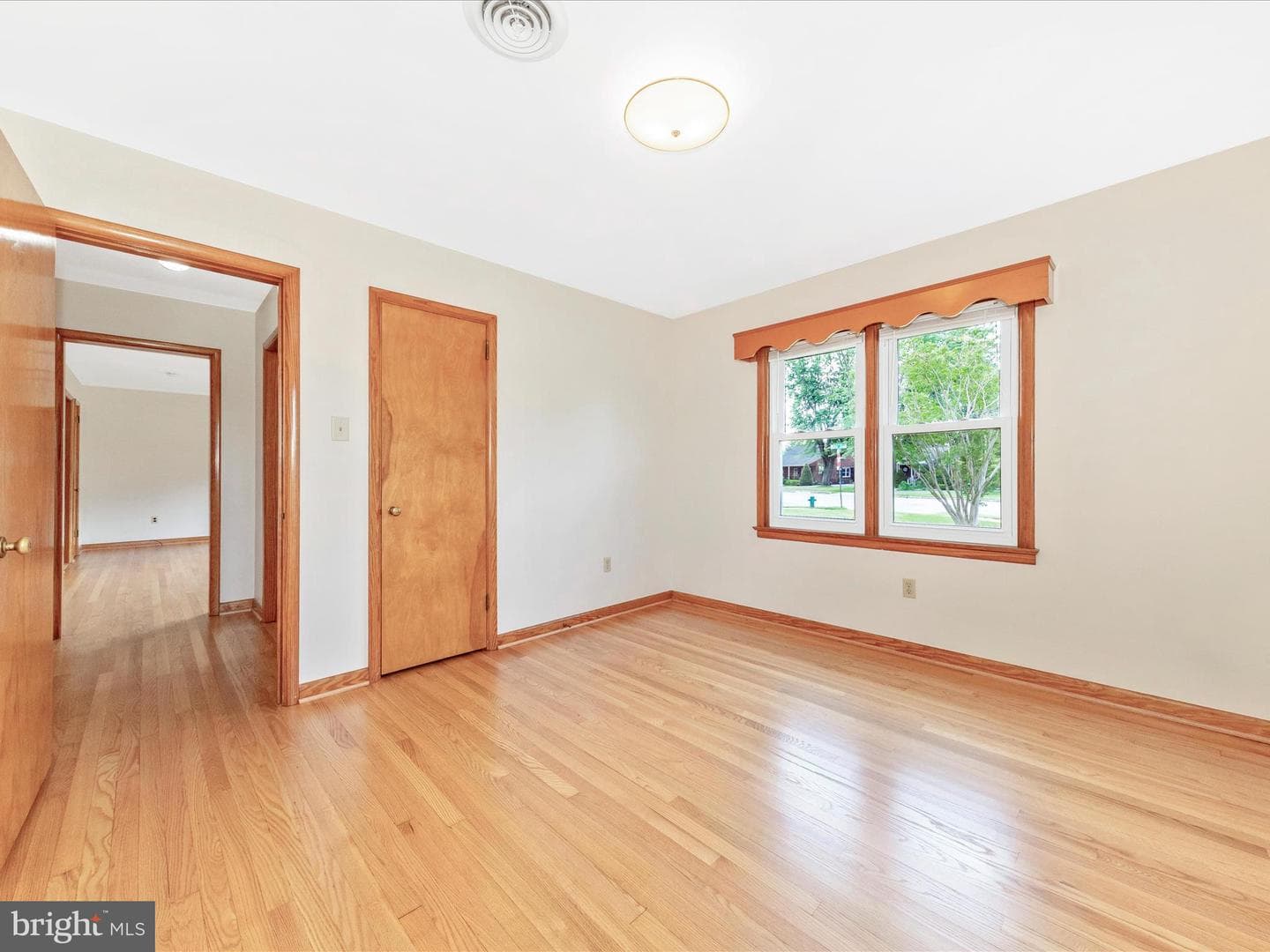 1424 W Church Street photo 23