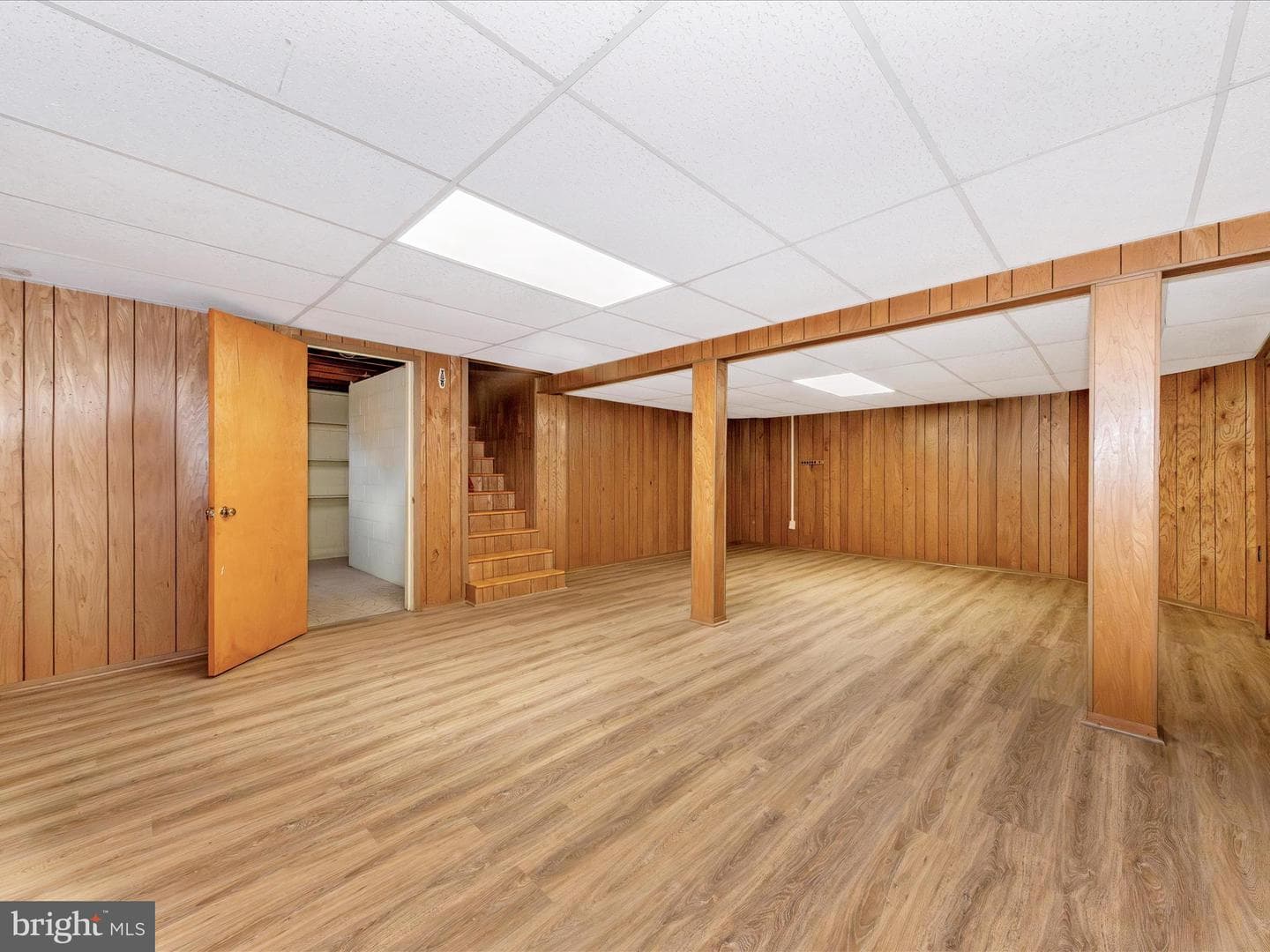 1424 W Church Street photo 32