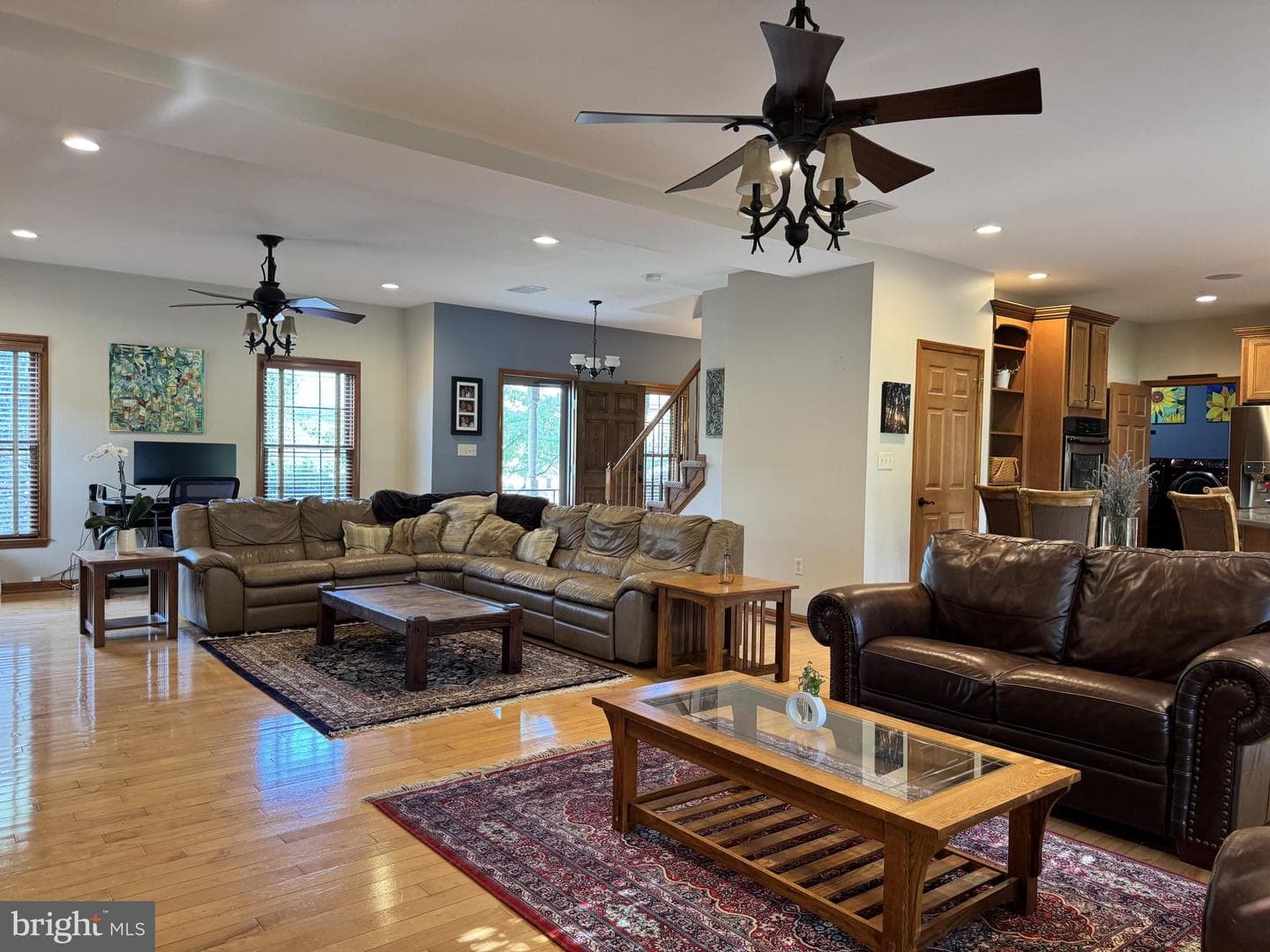 208 Montclair Court photo 25