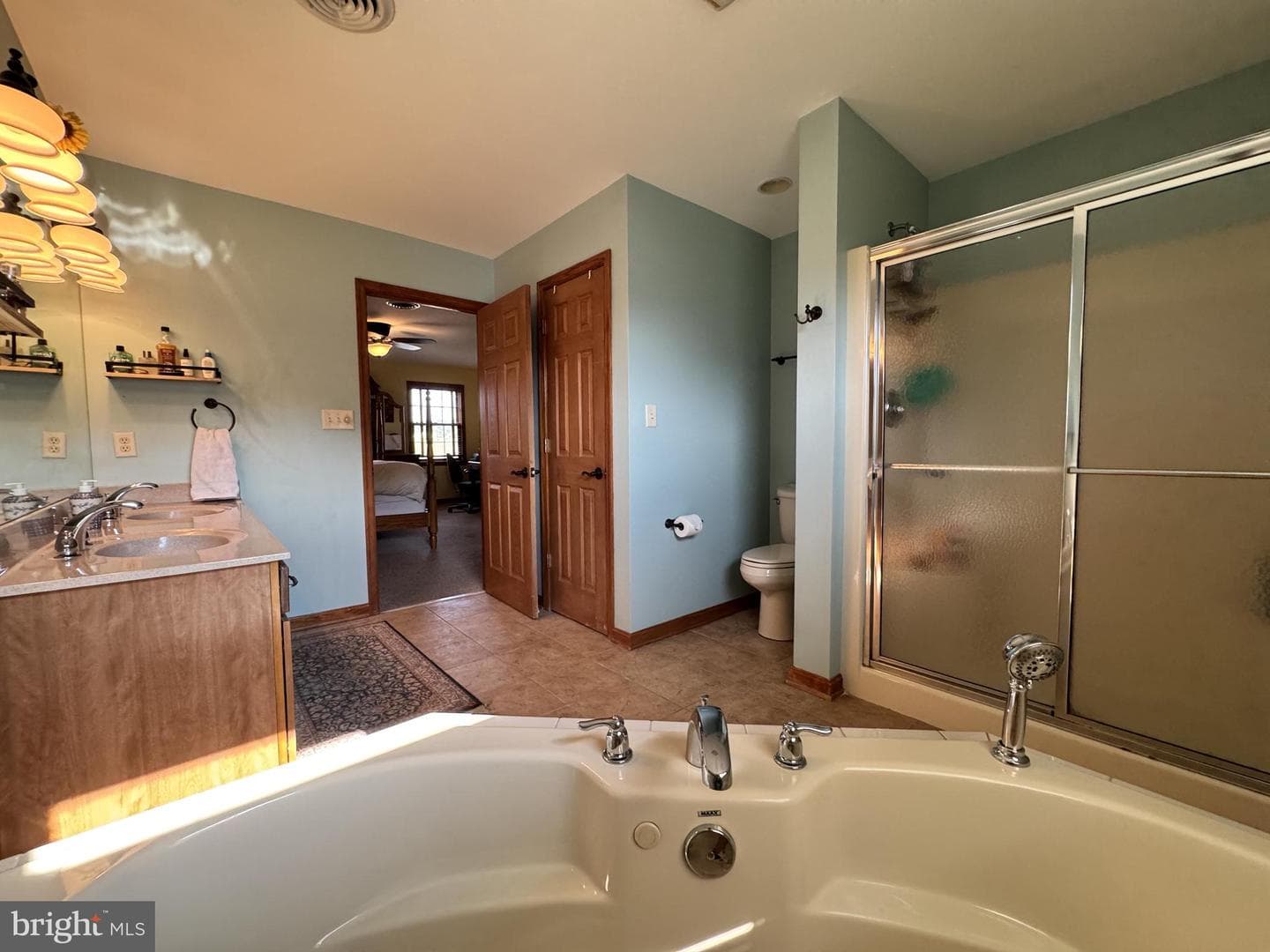 208 Montclair Court photo 43