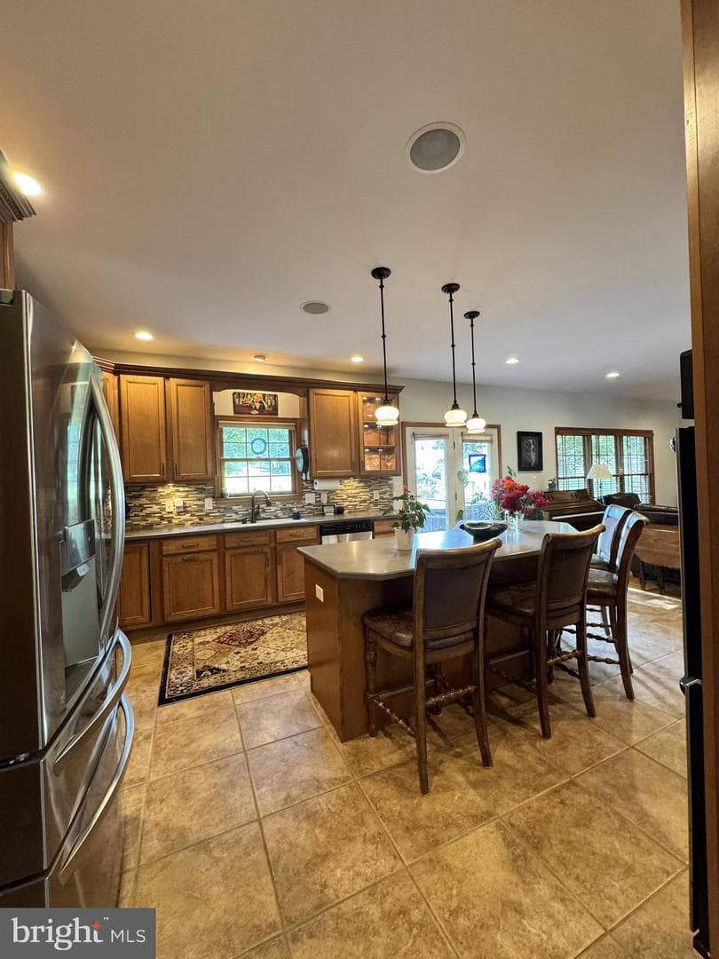 208 Montclair Court photo 5
