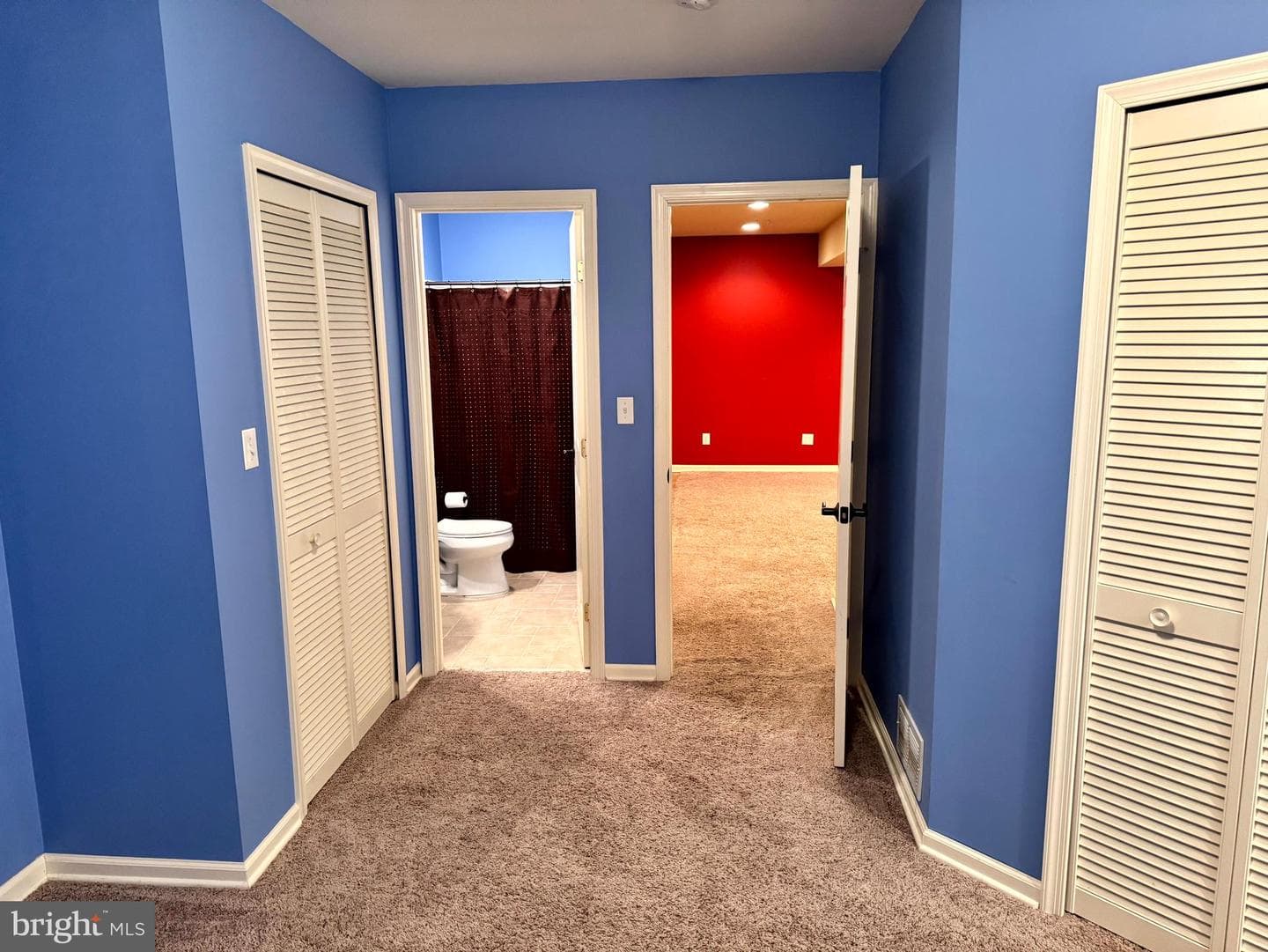 208 Montclair Court photo 63