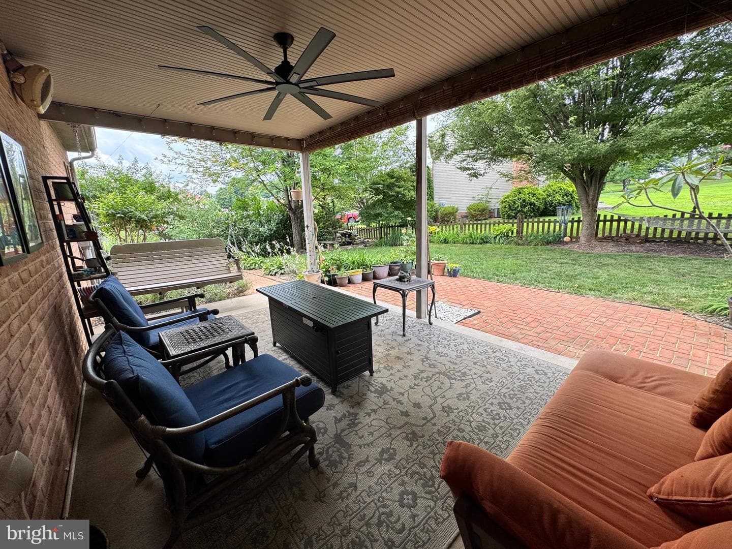 208 Montclair Court photo 78