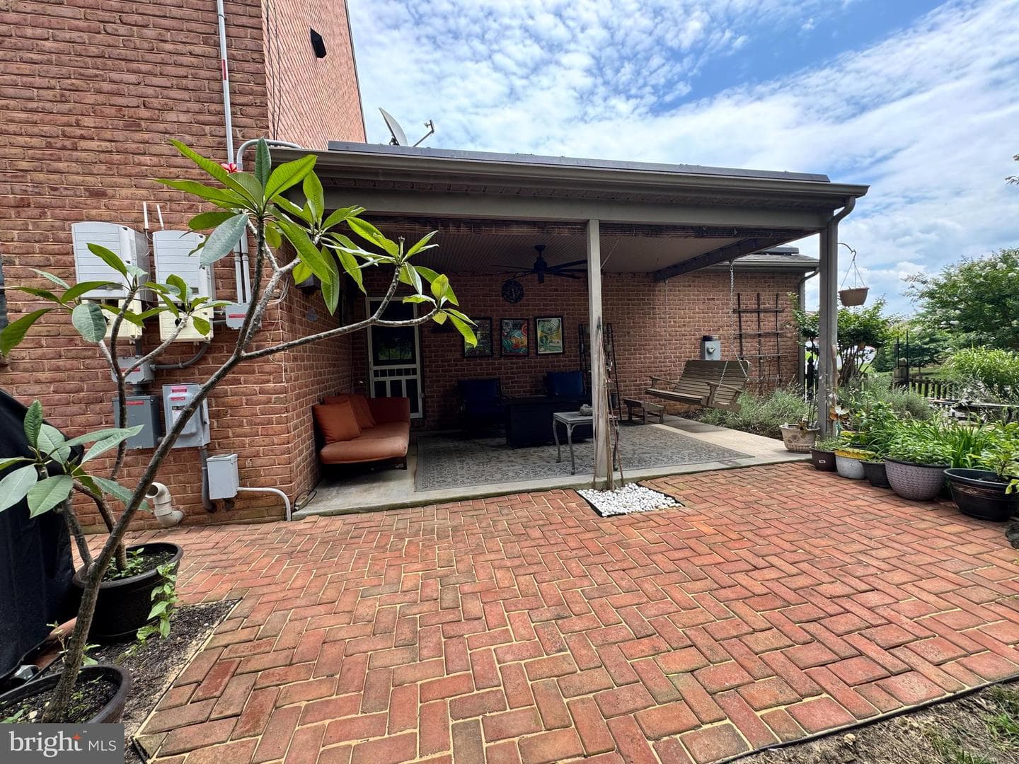 208 Montclair Court photo 87