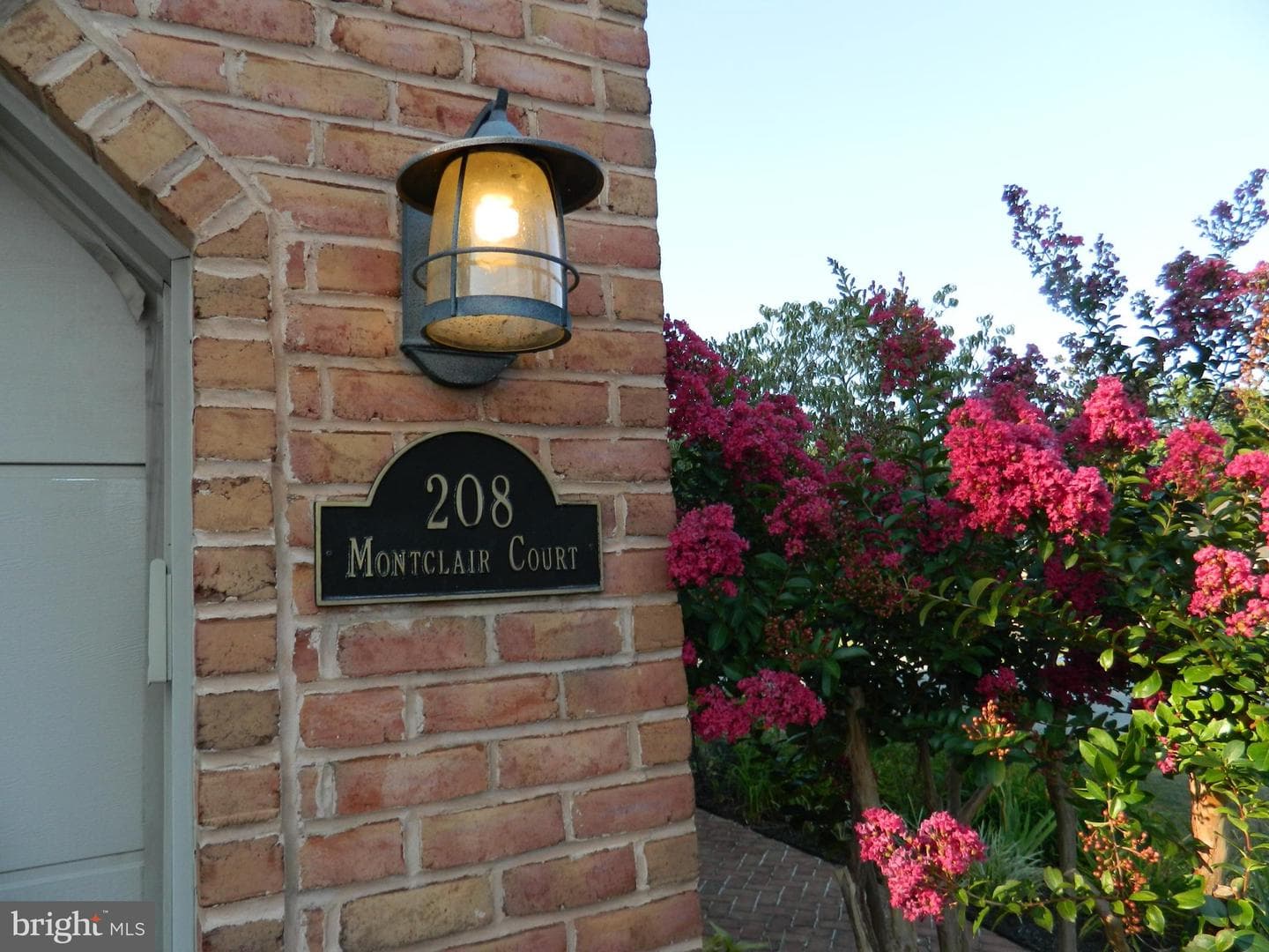 208 Montclair Court photo 88