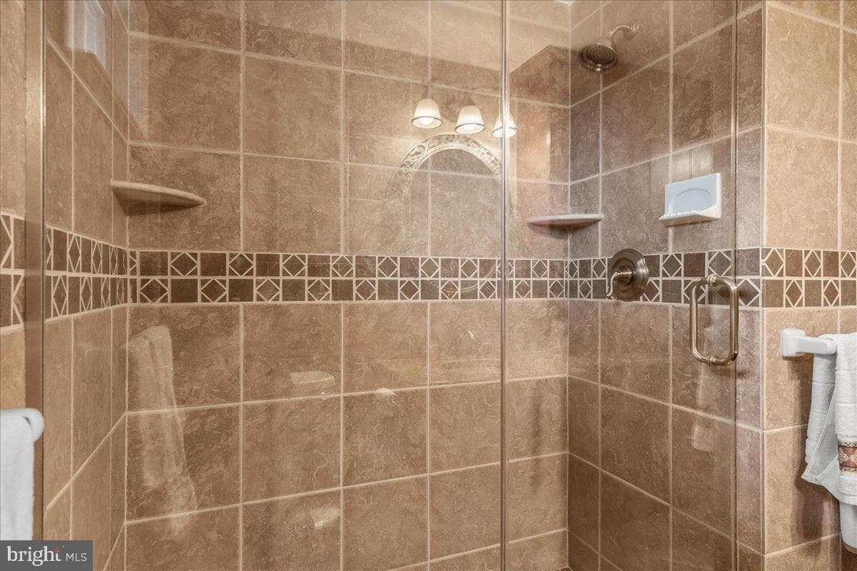 25702 Military Road photo 23