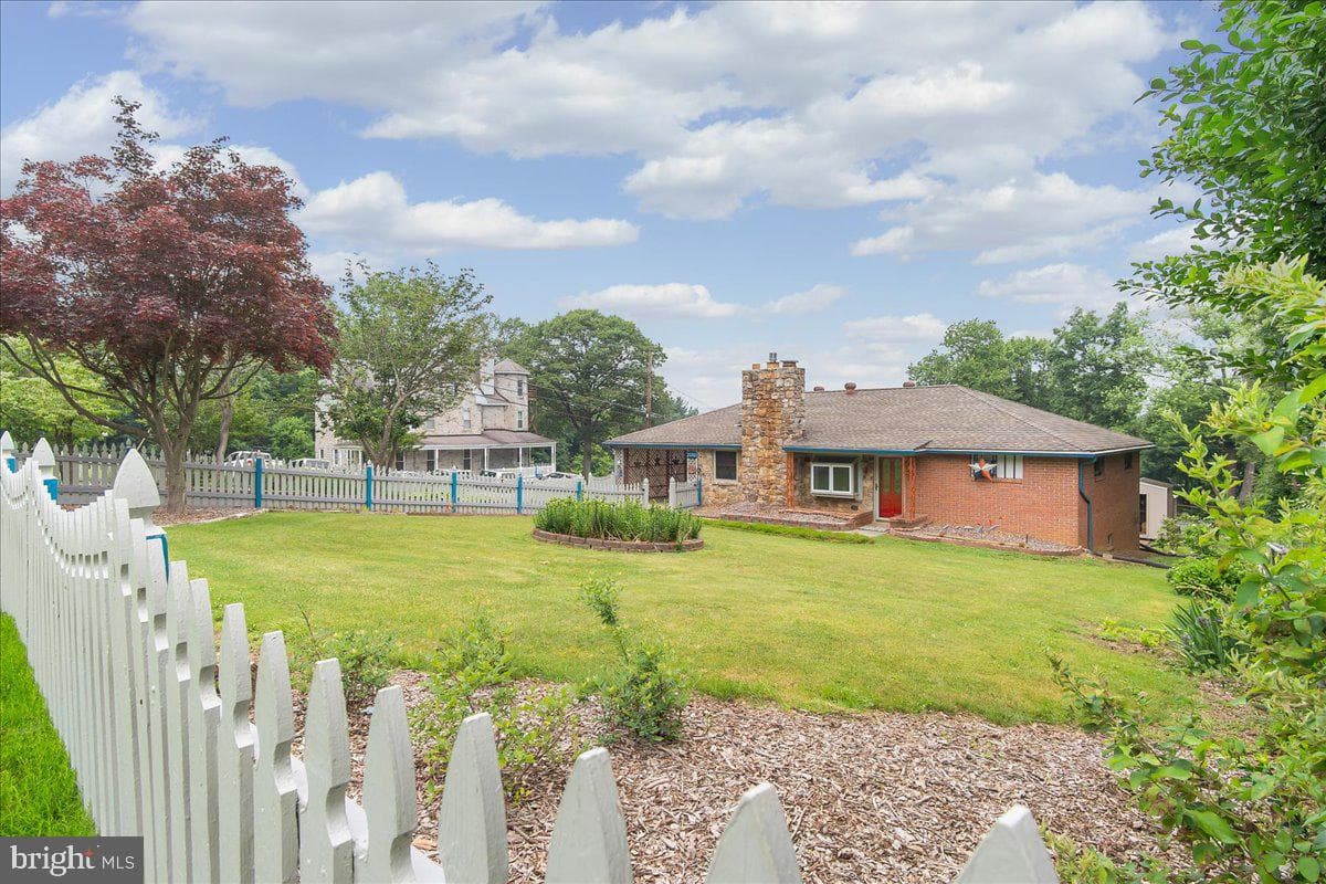 25702 Military Road photo 6