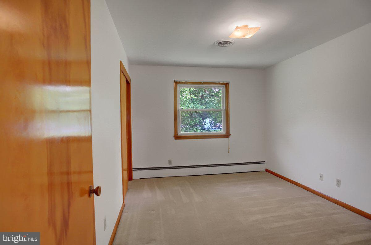 21024 Jefferson Boulevard photo 16