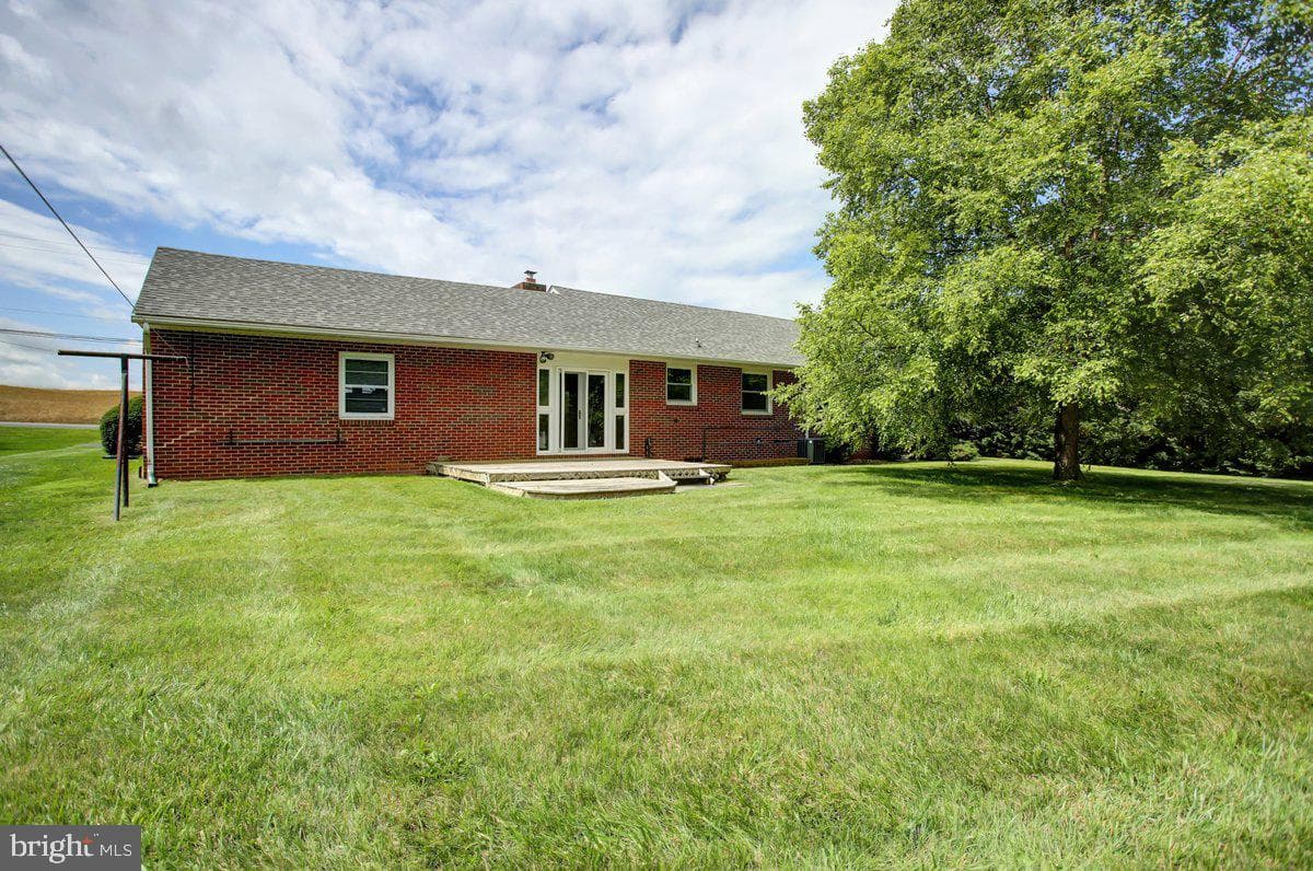 21024 Jefferson Boulevard photo 30