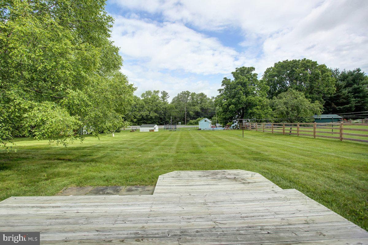 21024 Jefferson Boulevard photo 33