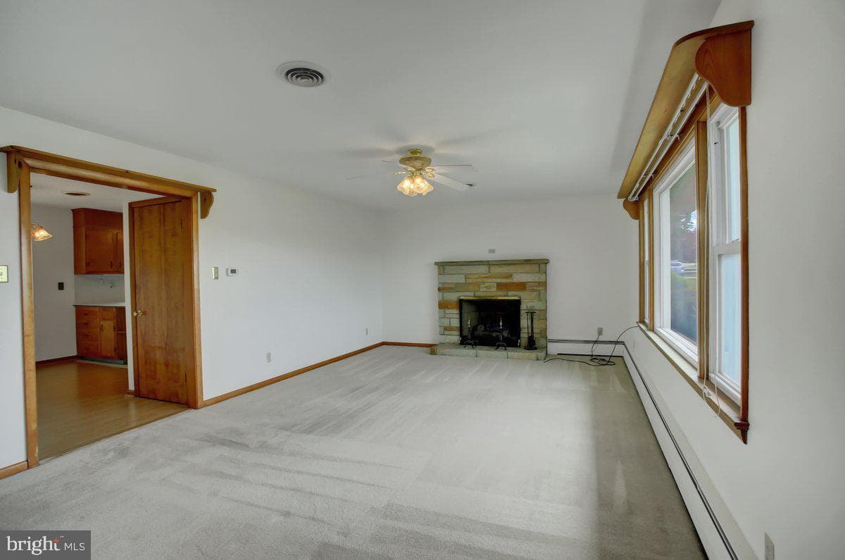 21024 Jefferson Boulevard photo 7