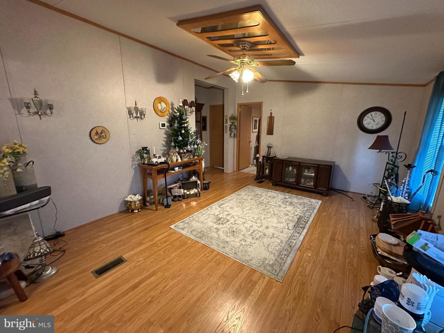 16841 Longfellow Ct photo 45
