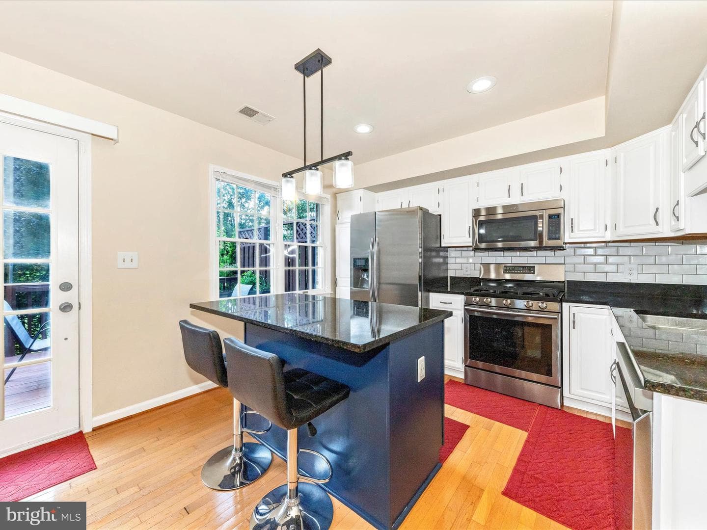 1025 Lindsay Lane photo 20