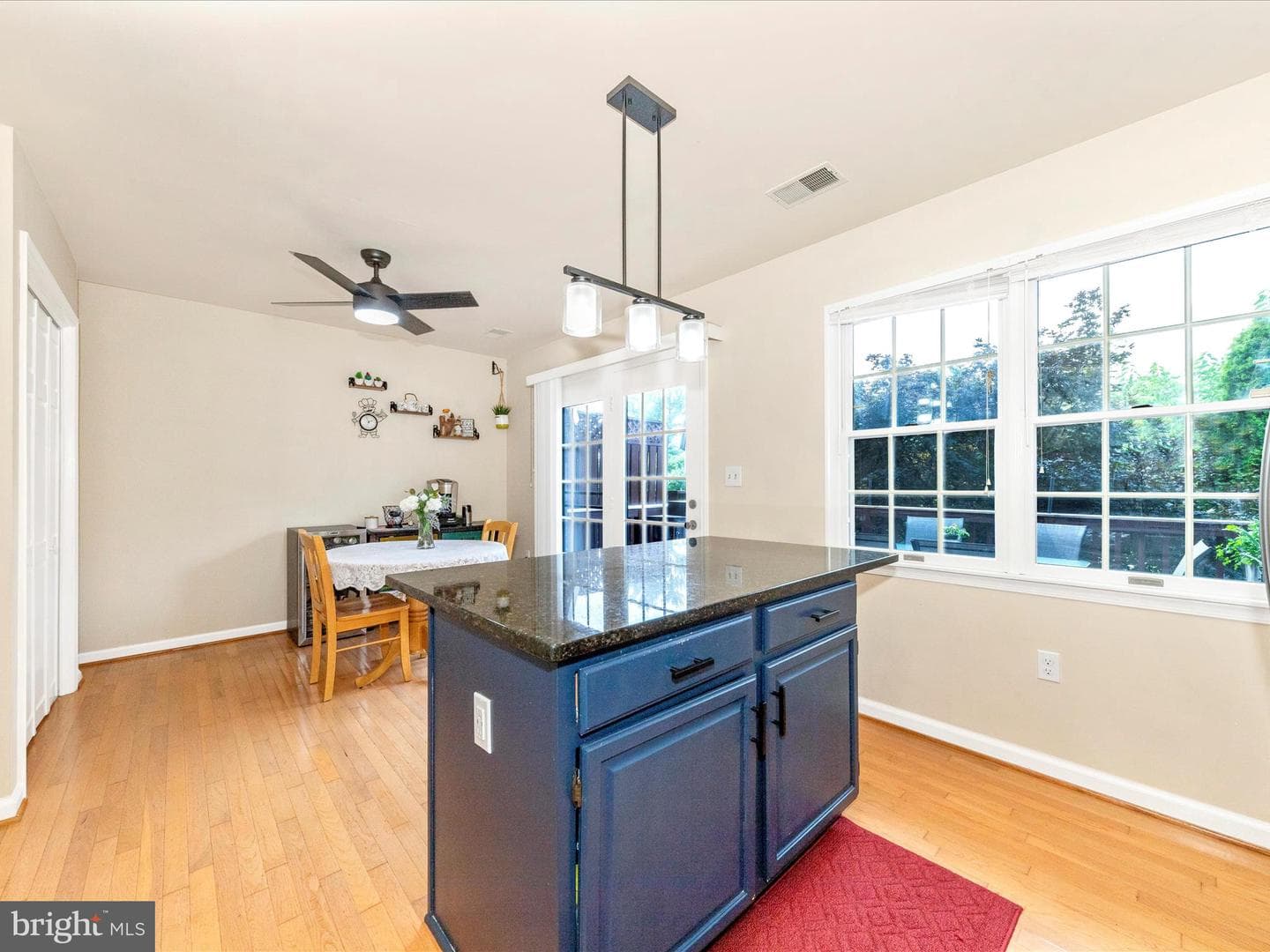 1025 Lindsay Lane photo 23