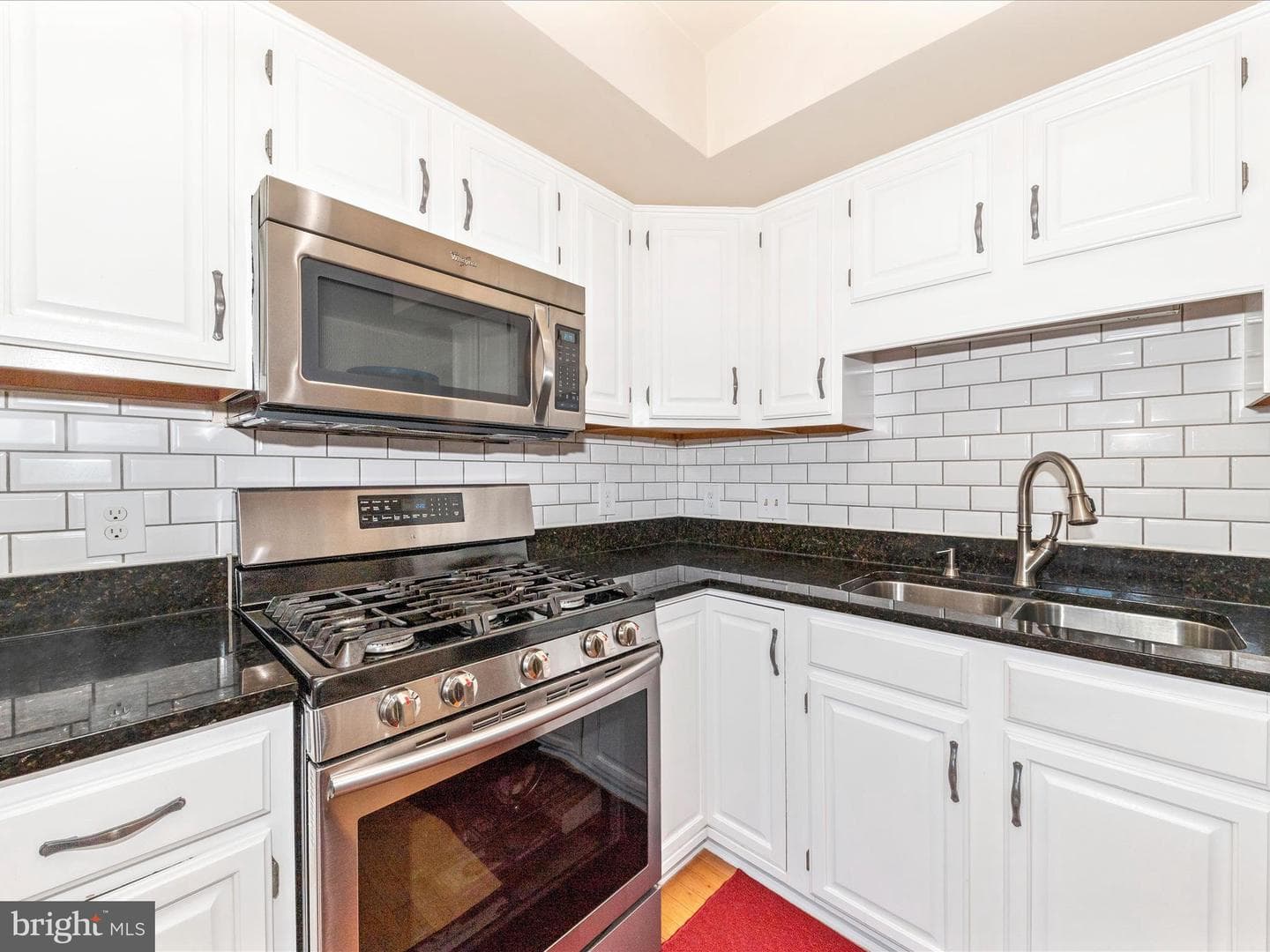 1025 Lindsay Lane photo 24