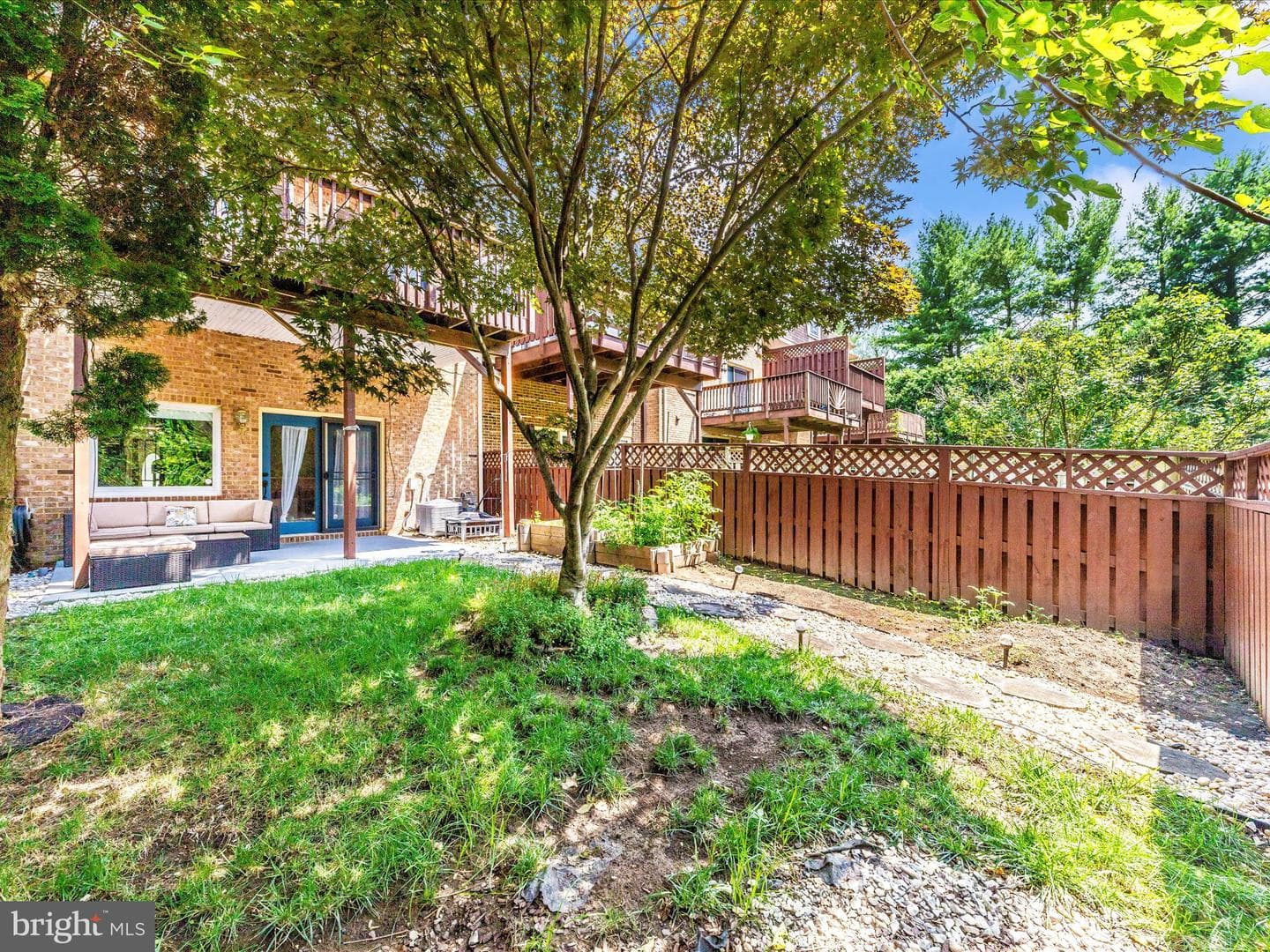 1025 Lindsay Lane photo 44